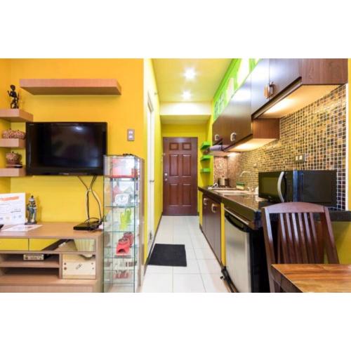 BalaiB1 Cozy Studio in Ortigas Center in front of Galleria