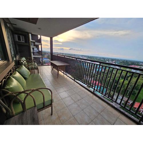 BalaiCo Tagaytay 10F 1BR 57Sqm with Huge balcony