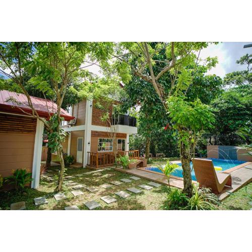 Balay Greenika Alfonso Nature Resort