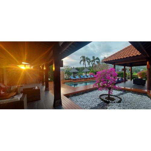 Bale Solah Lombok Holiday Resort