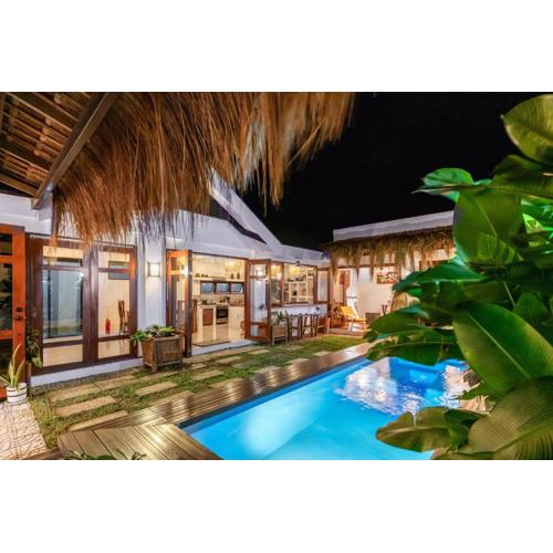 Bali-Inspired Villa with Private Pool ,Sleeps 10