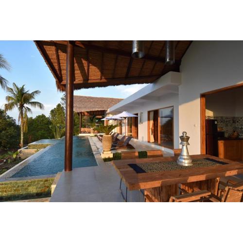 Bali Mimpi luxurious villa with great ocean views!