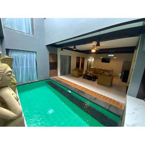 Bali queen elephant boutique villa