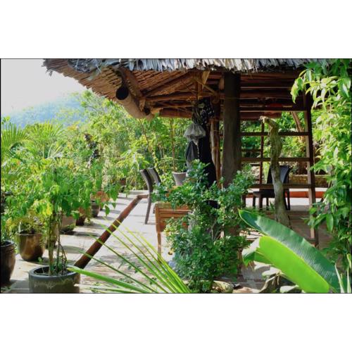 Balihuts Guesthouse