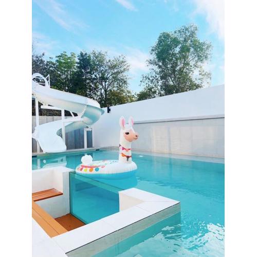 Balinese Pool Villa Huahin