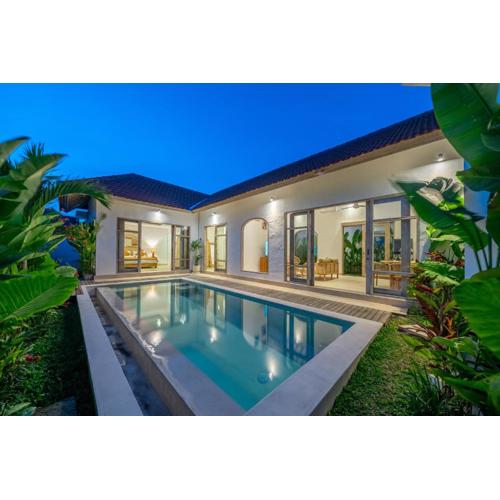 Bambola - Stunning New Luxury Villa in Kerobokan with Expansive Pool - Your Dream Home Awaits!
