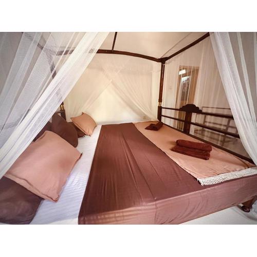 Bananas Vibes Mirissa