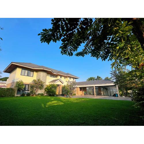 Bangkok Manor Two曼谷贰号庄园