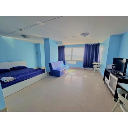 Bangsaen Royal Beach