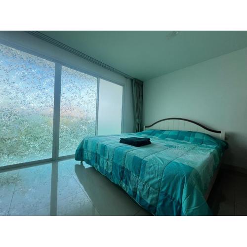 Bangsaray Beach Condo B220 บางเสร่ บีช