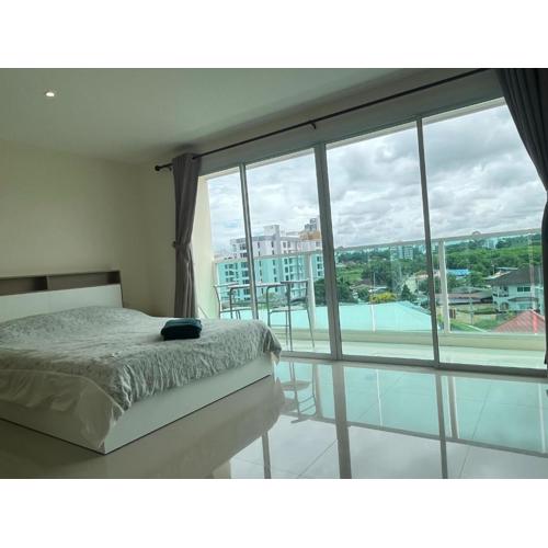 Bangsaray Beach Condo B619 บางเสร่ บีช