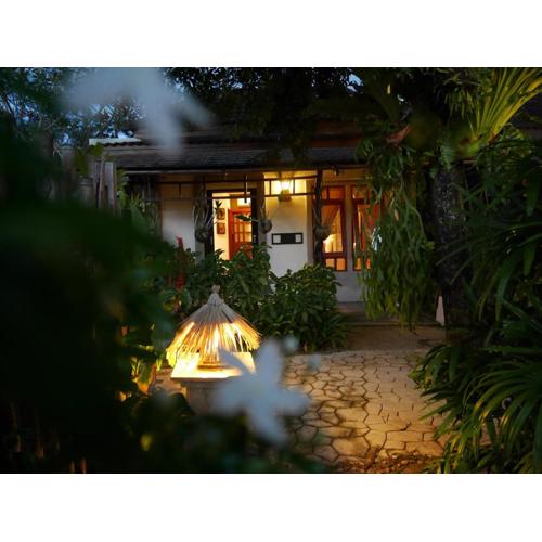 Bangtao Beach Chalet Resort