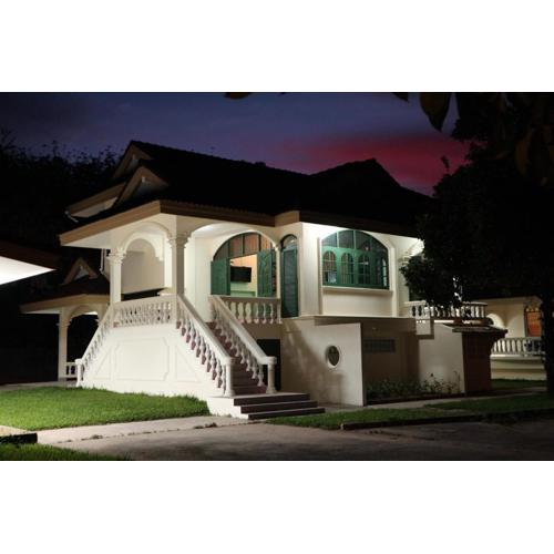 Bann Mangkud Khaolak