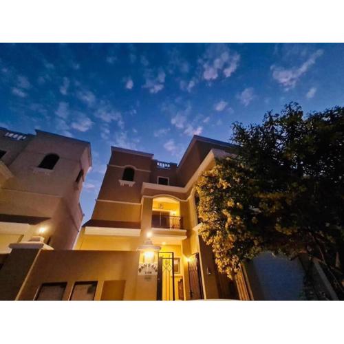 Bansal's Villa with Private Pool by Hala Homes