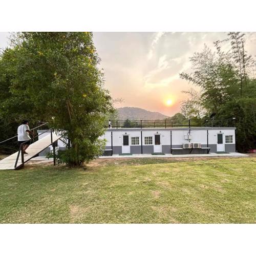 Bansuanmaenam(บ้านสวนแม่น้ำ):sunset view room