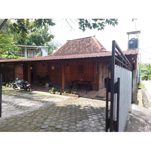 Banyu Kasongan Homestay