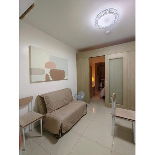 Barkada Room by Metro Staycation