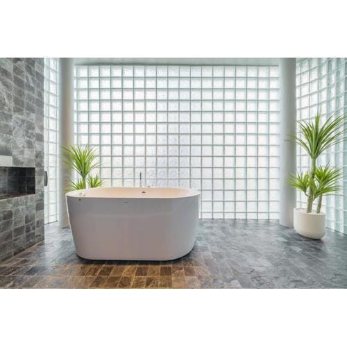 Bathtub, 2BR, 2BA, 120 Sqm, 6 Pax, Near BTS 7-11