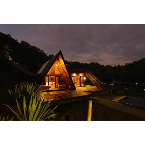 Batur Cliff Panorama