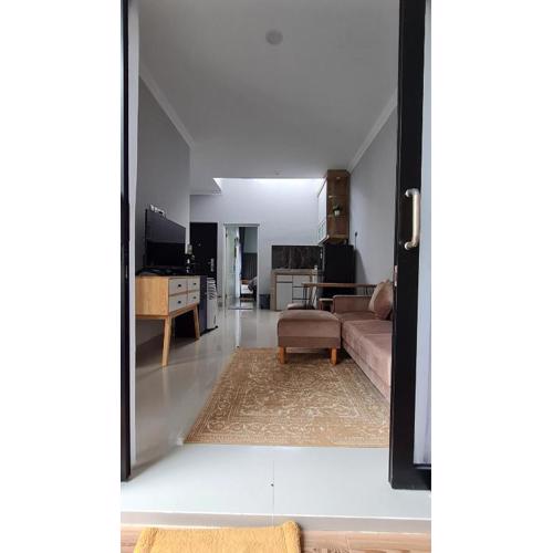 Baturiti Modern Guest House with private pool