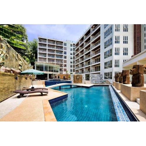 Bayshore 2 Bedroom Spacious Seaview Apartment