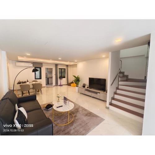 BB Vila, Chokchai village9