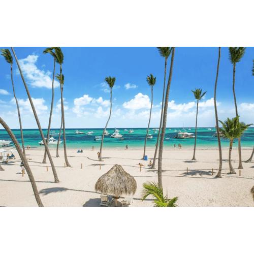 Beach front apartment with private beach