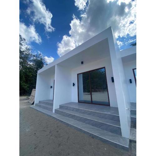 Beach front deluxe room with bathroom - Modern Cabin Shiloh 2