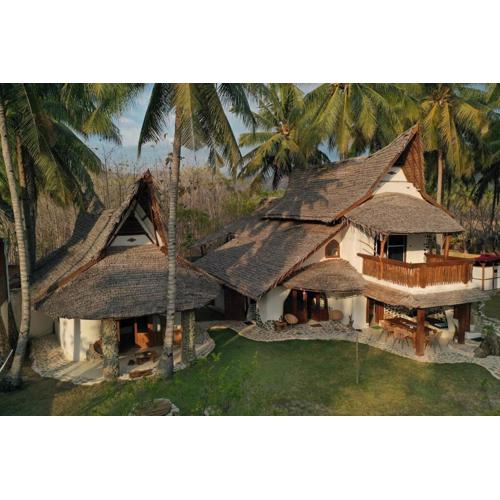 Beach-Front Sumbawa Surf House