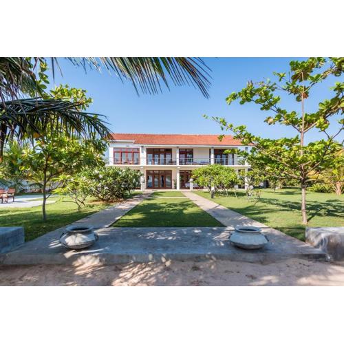 Beach Front Villa Nilaveli