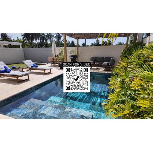 Beach House With Private Pool