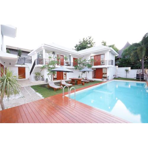 Beach Manor in Bingin- Casa Boba