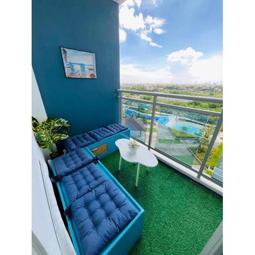 Beach Vibe Condo with PS4, Mini Karaoke, Board Games in Azure North San Fernando Pampanga