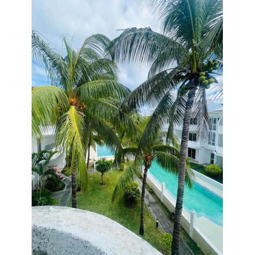 Beachfront 1-Bedroom Apt with Sunset Views - BWC4