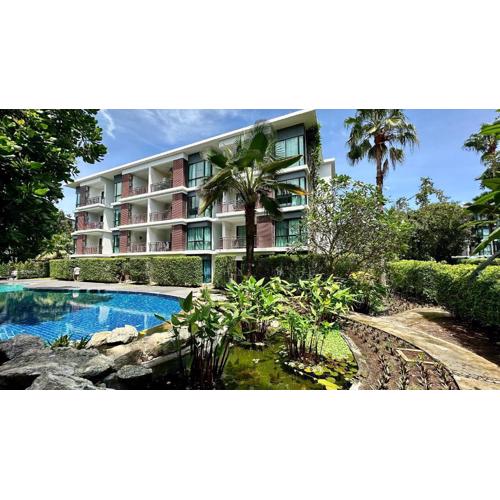 Beachfront 1bd apartment, pool access