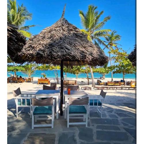 Beachfront 2 Bedroom apartment in Diani