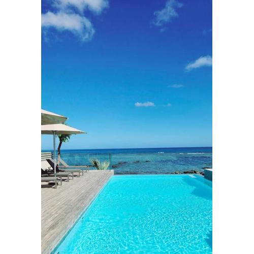 Beachfront Chic Penthouse