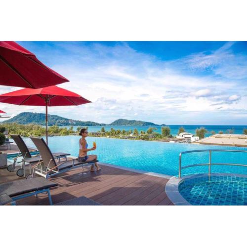 Beachfront Family Pool 1 BR 1 Living Patong Phuket