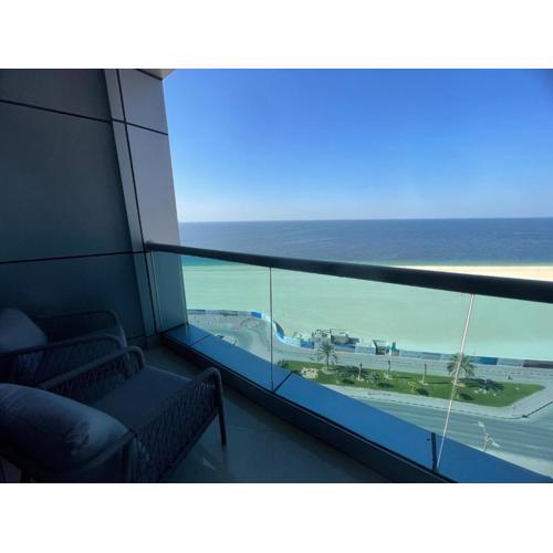 Beachfront gem, waves and sunset