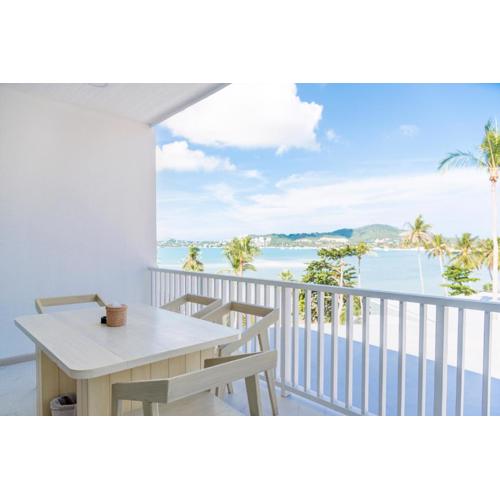 Beachfront Luxury Apartment 32