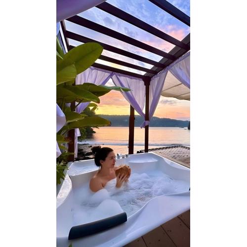 Beachfront Luxury Dome Villas - Gamat Bay Resort