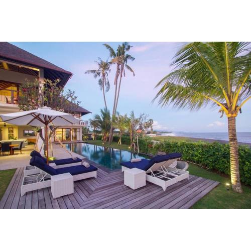 Beachfront Luxury, Villa Purnama