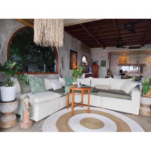 Beachfront Villa Tara Bliss Candidasa