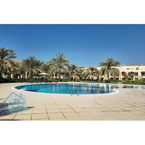 Beachside 4BR Pool Villa Steps to Lake RAK