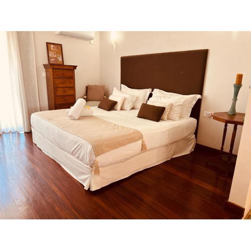 Beachside bliss with Lov