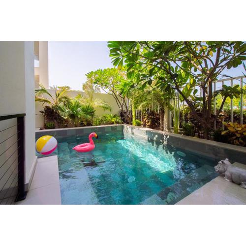 Beachside Pool Villa