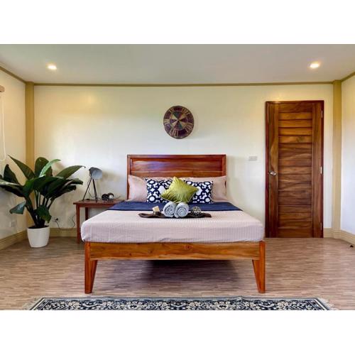Beautiful 2BD Farmhouse for 4-10 pax