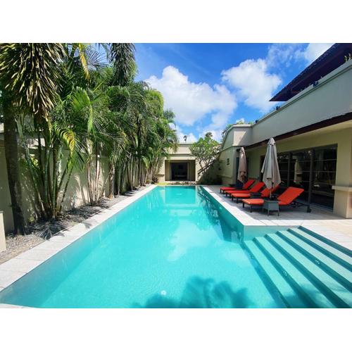 Beautiful 3br 380sqm Pool Villa Walk To Bangtao Beach and Catch club