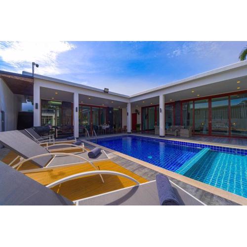 Beautiful 4-Bedroom Pool Villa - BL9