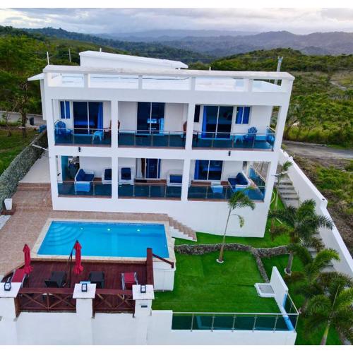 Beautiful ocean and mountain view villa